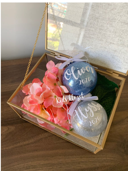 Name and date bauble